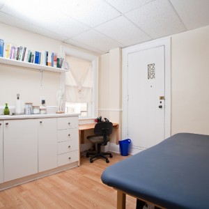 naturopathic doctor treatment room