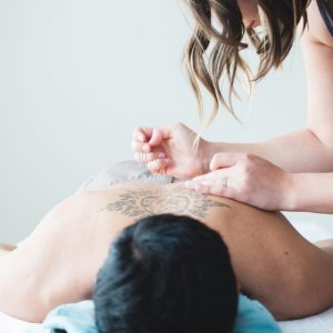 Picture of a Toronto Naturopath giving an acupuncture treatment to a patient for fertility acupuncture
